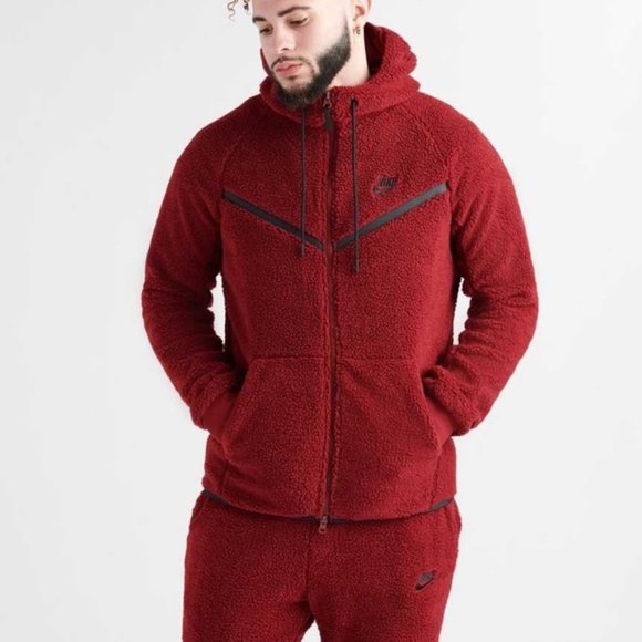 Nike Men's NSW Tech Fleece Sherpa Windrunner Jacket & Nike Men's Tech Joggers - Picture 1 of 9